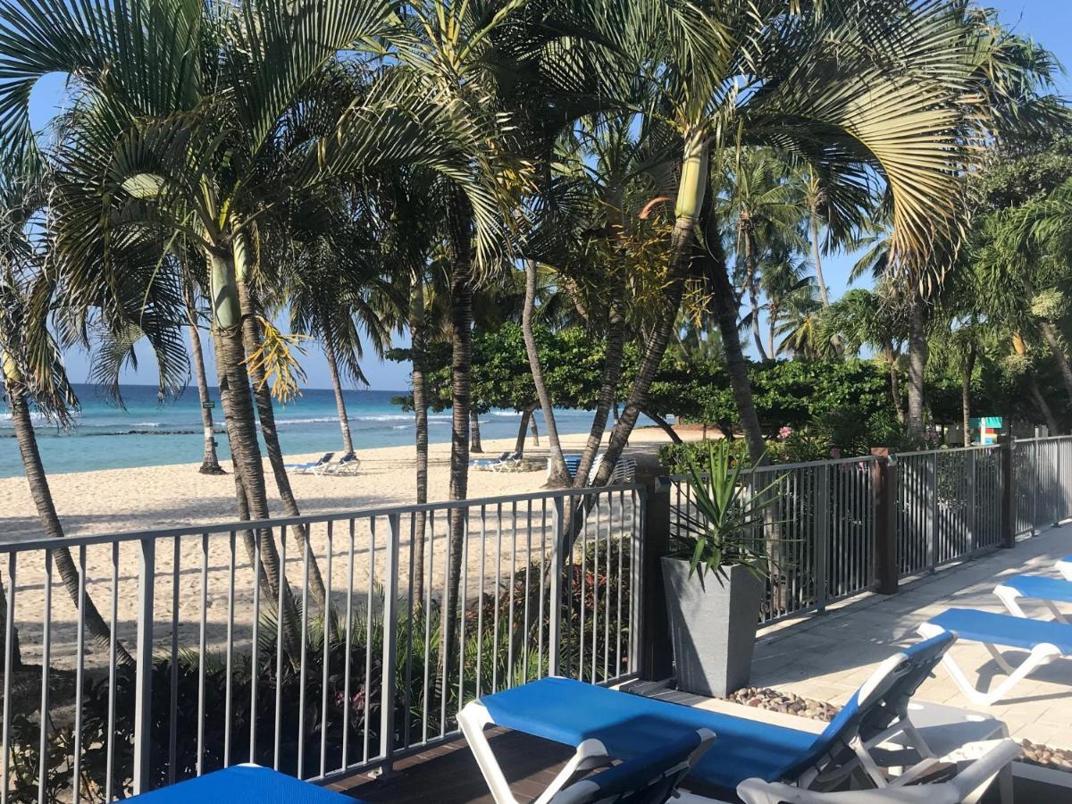 Готель Courtyard By Marriott Bridgetown, Barbados Екстер'єр фото
