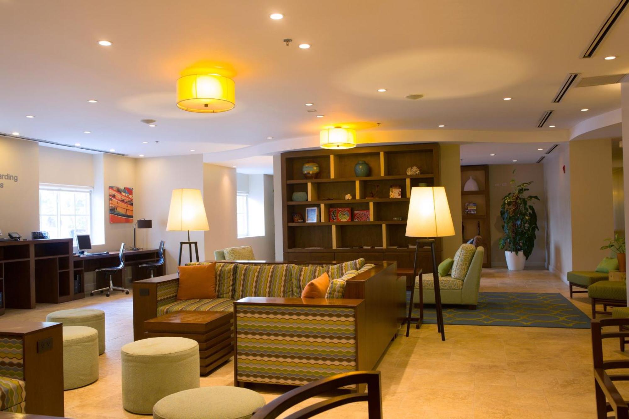 Готель Courtyard By Marriott Bridgetown, Barbados Екстер'єр фото