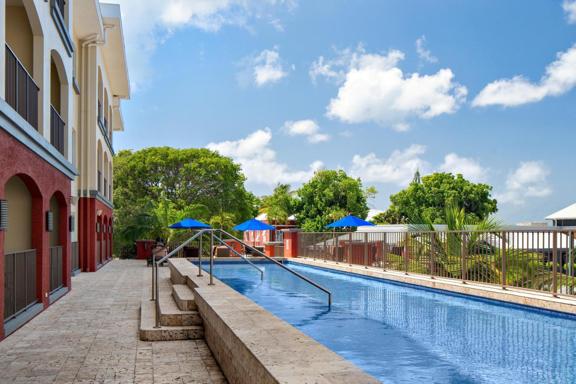 Готель Courtyard By Marriott Bridgetown, Barbados Екстер'єр фото